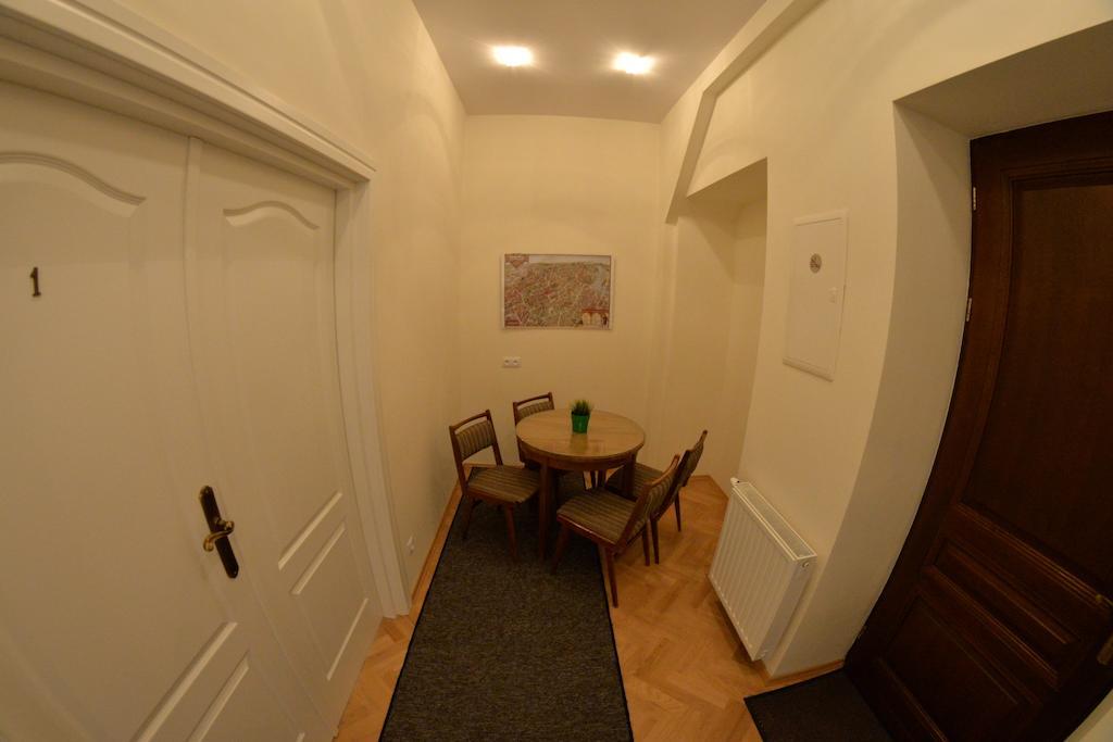Royal Route 29 Comfort Rooms Krasków Eksteriør bilde