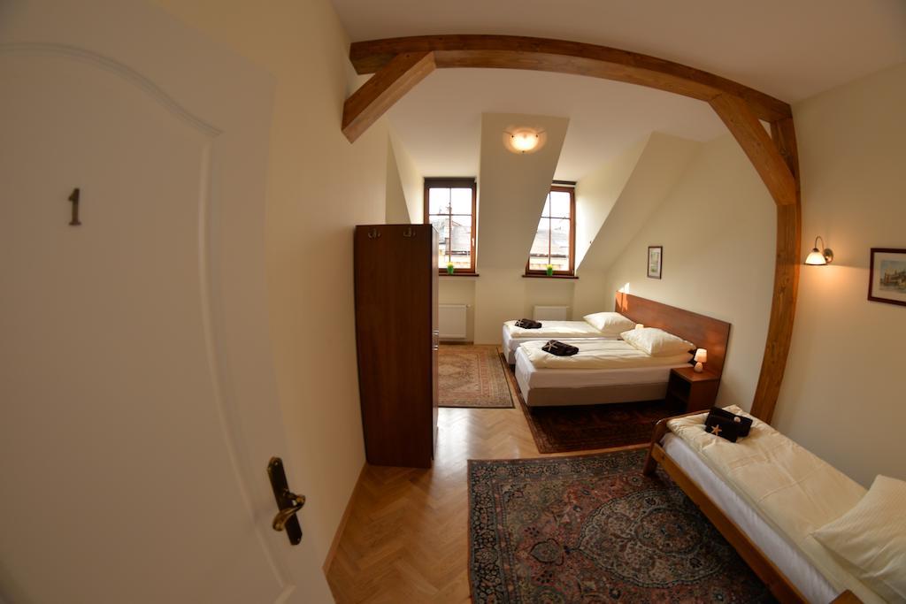 Royal Route 29 Comfort Rooms Krasków Rom bilde