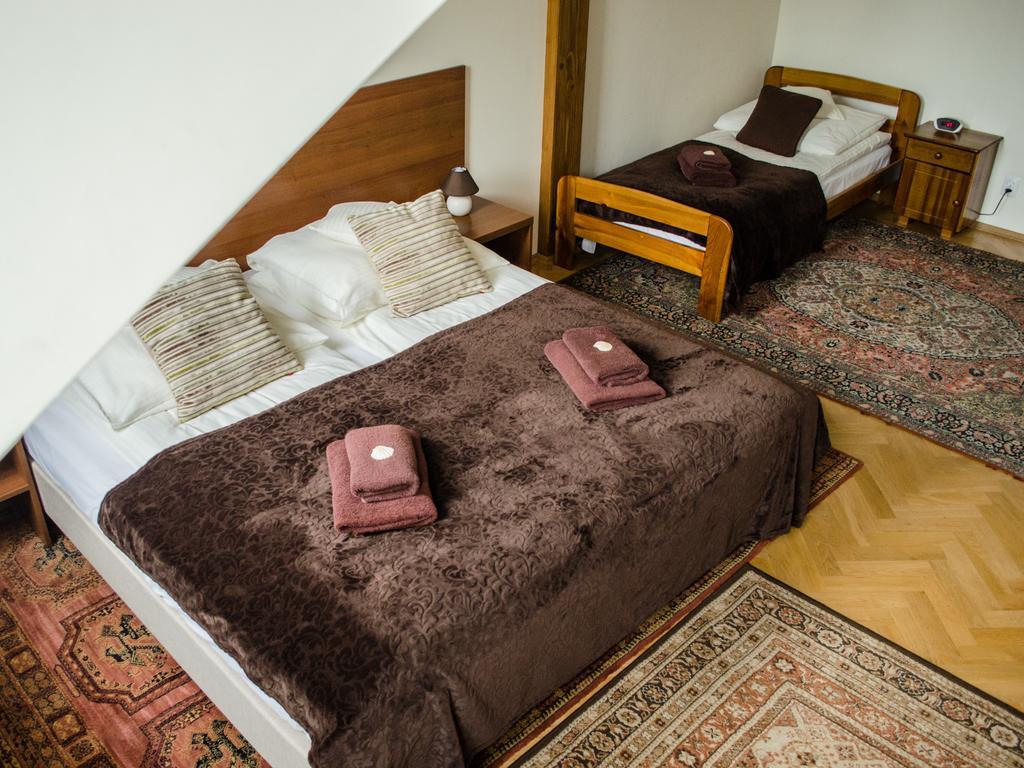 Royal Route 29 Comfort Rooms Krasków Eksteriør bilde