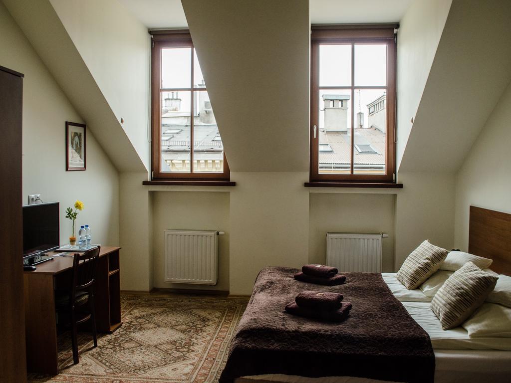Royal Route 29 Comfort Rooms Krasków Eksteriør bilde