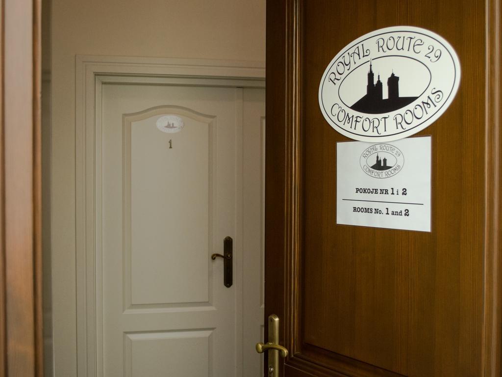 Royal Route 29 Comfort Rooms Krasków Eksteriør bilde