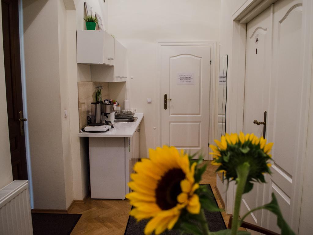 Royal Route 29 Comfort Rooms Krasków Eksteriør bilde