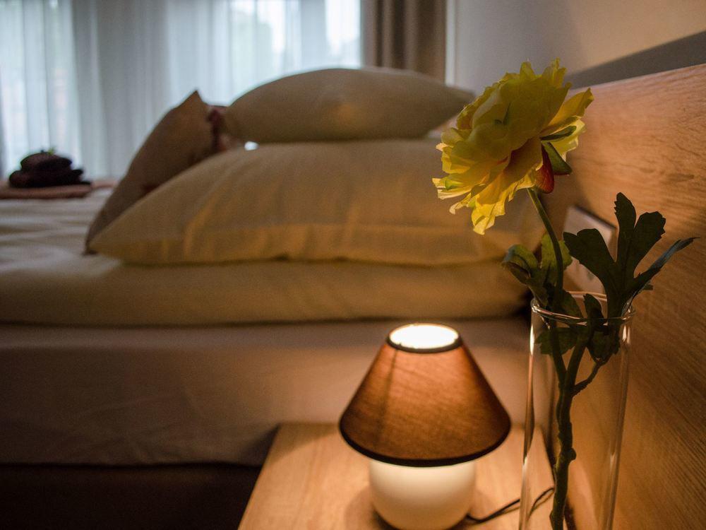 Royal Route 29 Comfort Rooms Krasków Eksteriør bilde